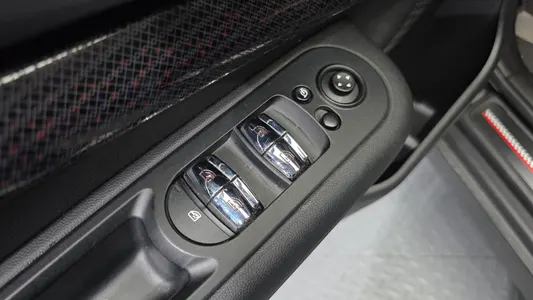 MINI S JCW 2020 13