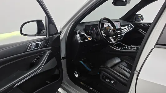 BMW X5 (G05) xDrive 40i M 2023 10
