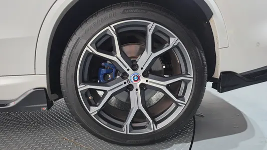BMW X5 (G05) xDrive 40i M 2023 21