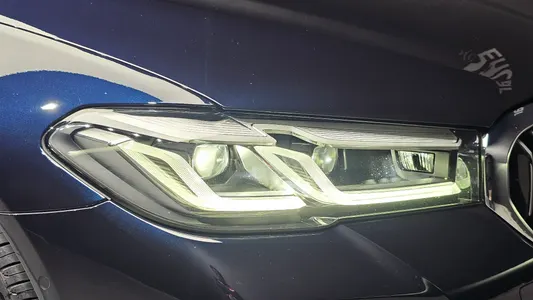 BMW 5 Series (G30) 520i M 2023 22