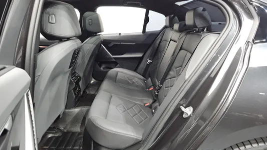 BMW 5 Series (G60) 530i xDrive M 2024 26
