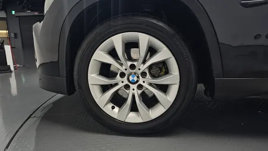 BMW X1 (E84) xDrive 18d 2011 4