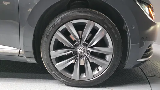 Volkswagen 아테온 2.0 TDI 2018 21
