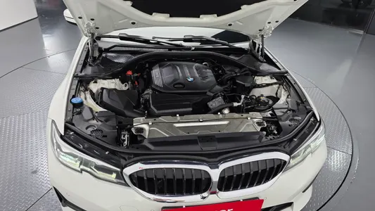 BMW 3 Series (G20) 320d 2019 5