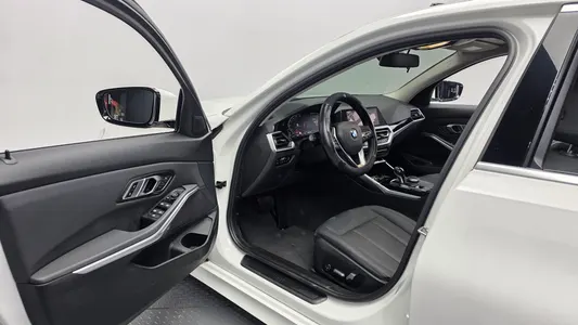 BMW 3 Series (G20) 320d 2019 9