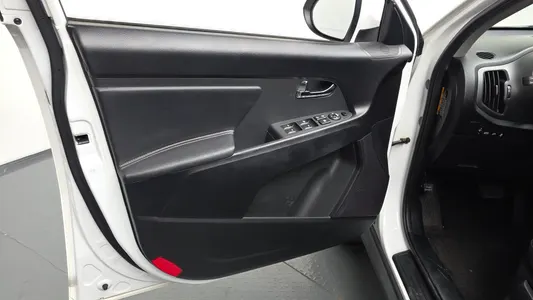 Kia R 2WD TLX 2012 24