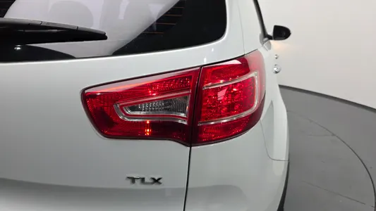 Kia R 2WD TLX 2012 23