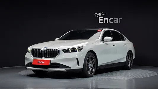 BMW 5 Series (G60) 530i xDrive 2024
