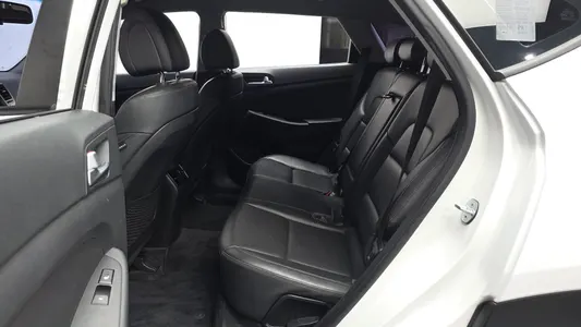 Hyundai Tucson 1.7 2WD 2017 27