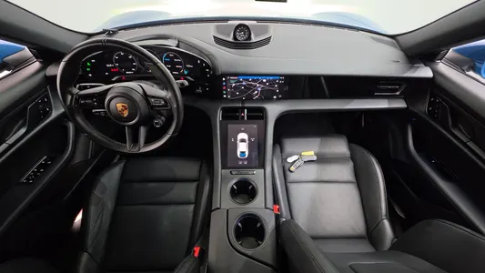 Porsche 타이칸 4S 2021 7
