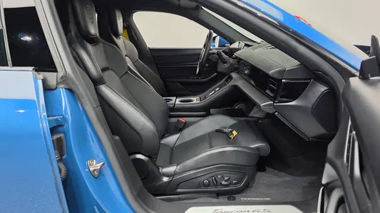 Porsche 타이칸 4S 2021 26