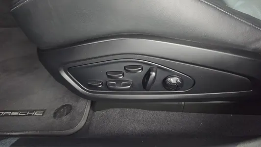 Porsche 타이칸 4S 2021 32