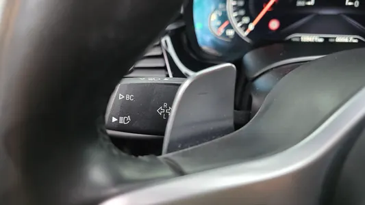 BMW 5 Series (G30) 520d M 2018 28