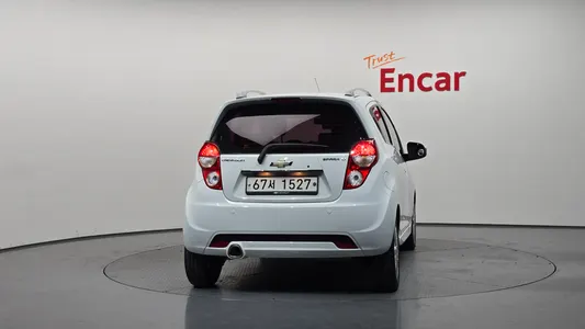 Chevrolet Spark LT 2015 4
