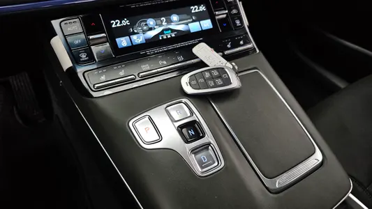 Hyundai IG 3.3 2021 9