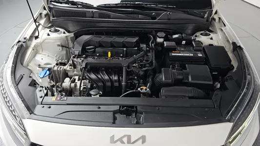 Kia K3 2 1.6 2022 6