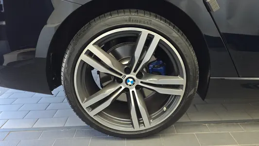 BMW 6 Series GT (G32) 630i xDrive M 2023 5