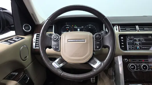 Land Rover 4 4.4 SDV8 Vogue SE 2013 12