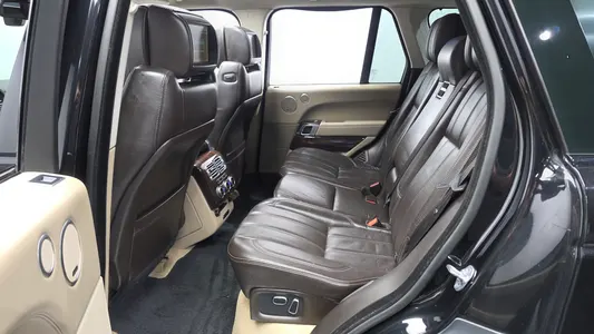 Land Rover 4 4.4 SDV8 Vogue SE 2013 26