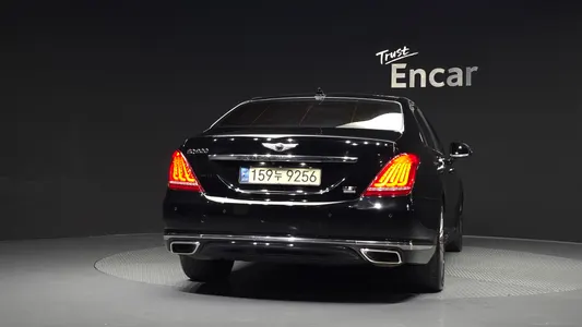 Genesis EQ900 3.3 T-GDI AWD 2016 4