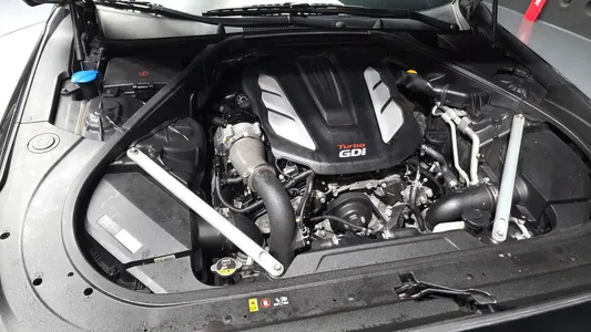 Genesis EQ900 3.3 T-GDI AWD 2016 6
