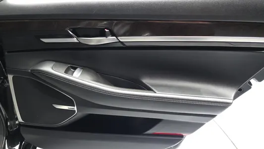Genesis EQ900 3.3 T-GDI AWD 2016 26
