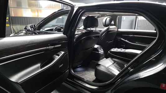 Genesis EQ900 3.3 T-GDI AWD 2016 27