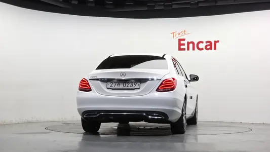 Mercedes-Benz C-Class W205 C200 2015 4