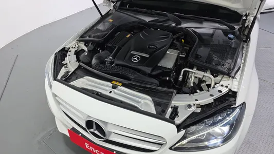 Mercedes-Benz C-Class W205 C200 2015 6