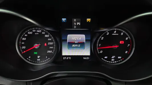 Mercedes-Benz C-Class W205 C200 2015 8