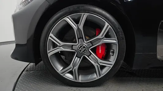 Kia Stinger 3.3 AWD 2019 5