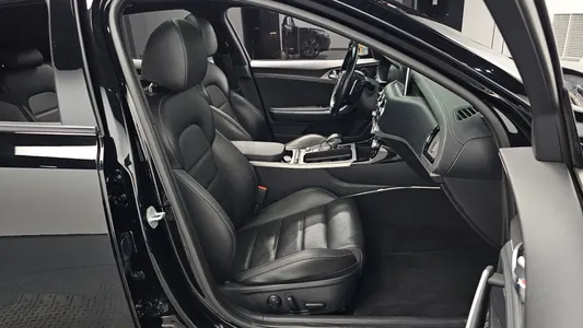 Kia Stinger 3.3 AWD 2019 12