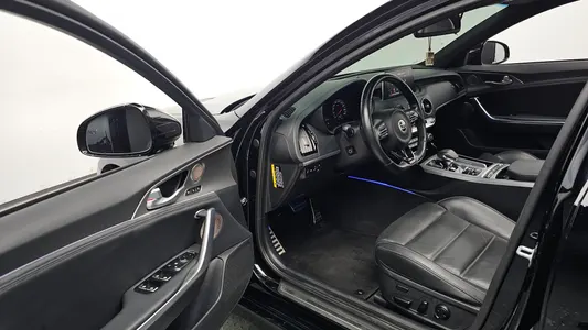 Kia Stinger 3.3 AWD 2019 10