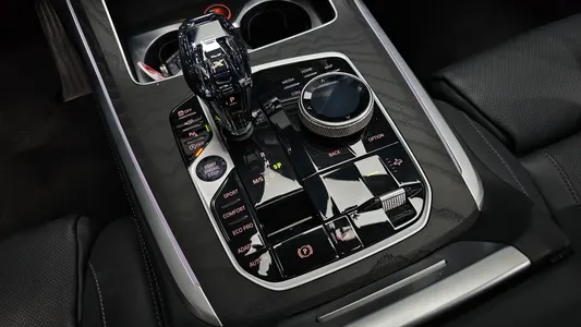 BMW X7 (G07) xDrive 40i 7 2021 9