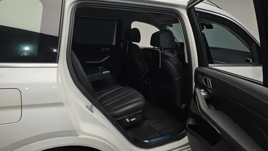 BMW X7 (G07) xDrive 40i 7 2021 12
