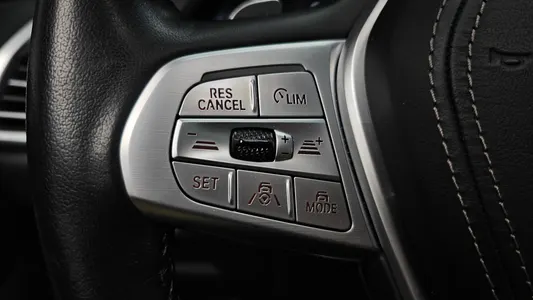 BMW X7 (G07) xDrive 40i 7 2021 30