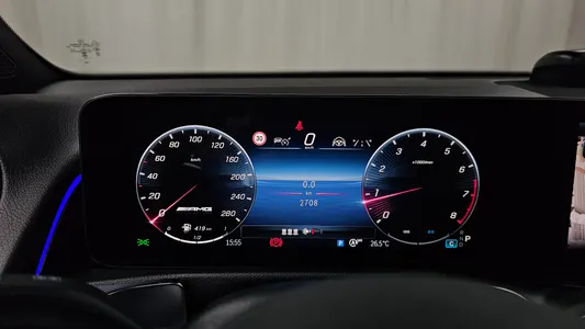Mercedes-Benz GLB-Class X247 AMG GLB35 4MATIC 2025 7