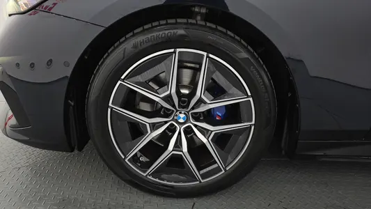 BMW 5 Series (G60) 523d xDrive M 2025 5