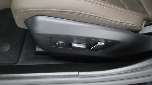 BMW 5 Series (G60) 523d xDrive M 2025 29