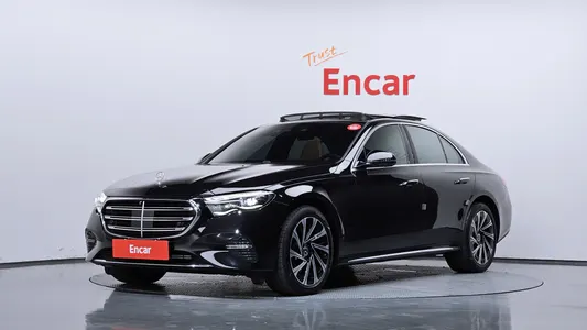 Mercedes-Benz E-Class W214 E300 4MATIC 2024
