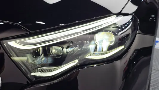 Mercedes-Benz E-Class W214 E300 4MATIC 2024 22