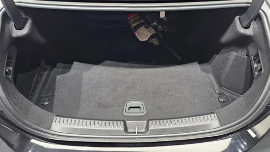 Mercedes-Benz E-Class W214 E300 4MATIC 2024 27