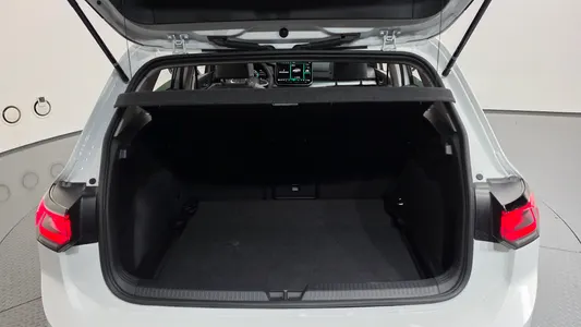 Volkswagen 8 2.0 TDI 2026 20