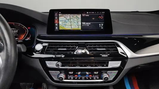 BMW 6 Series GT (G32) 620d xDrive M 2020 12