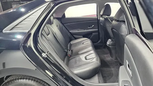 Hyundai (CN7) 1.6 2020 17