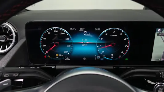 Mercedes-Benz GLA-Class H247 GLA250 4MATIC 2022 8