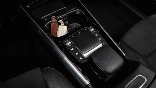 Mercedes-Benz GLA-Class H247 GLA250 4MATIC 2022 29
