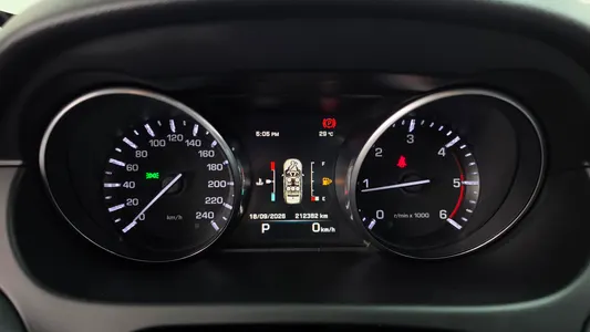 Land Rover 디스커버리 스포츠 2.0 TD4 SE 2016 8