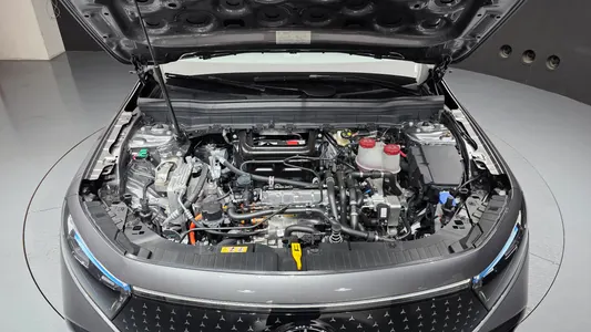 Mercedes-Benz EQB X243 EQB300 4MATIC AMG 2025 6