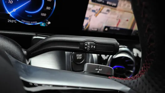 Mercedes-Benz EQB X243 EQB300 4MATIC AMG 2025 9